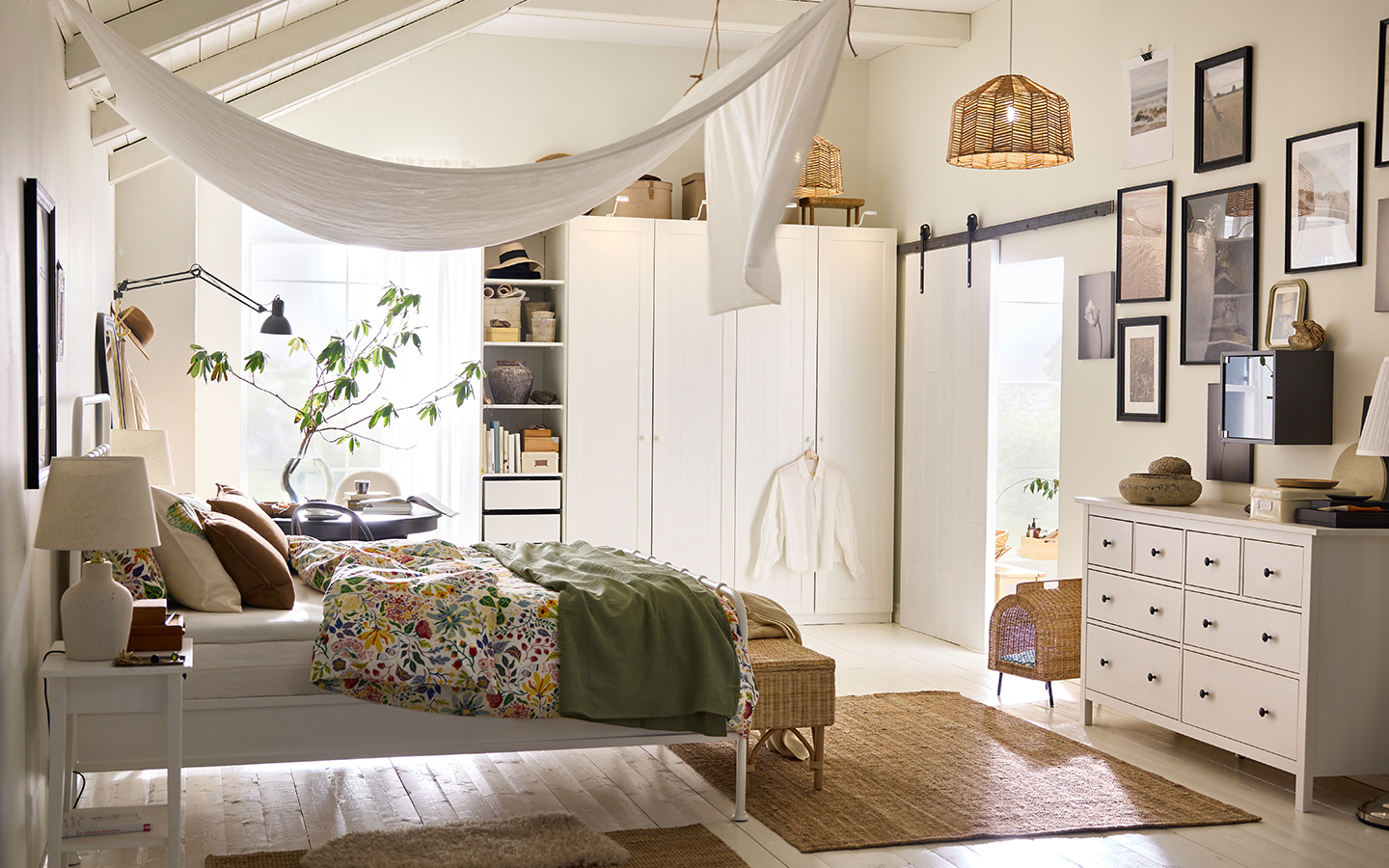 “Efecto pintalabios”: Cómo amueblar y decorar tu casa con poco dinero y que te quede de revista