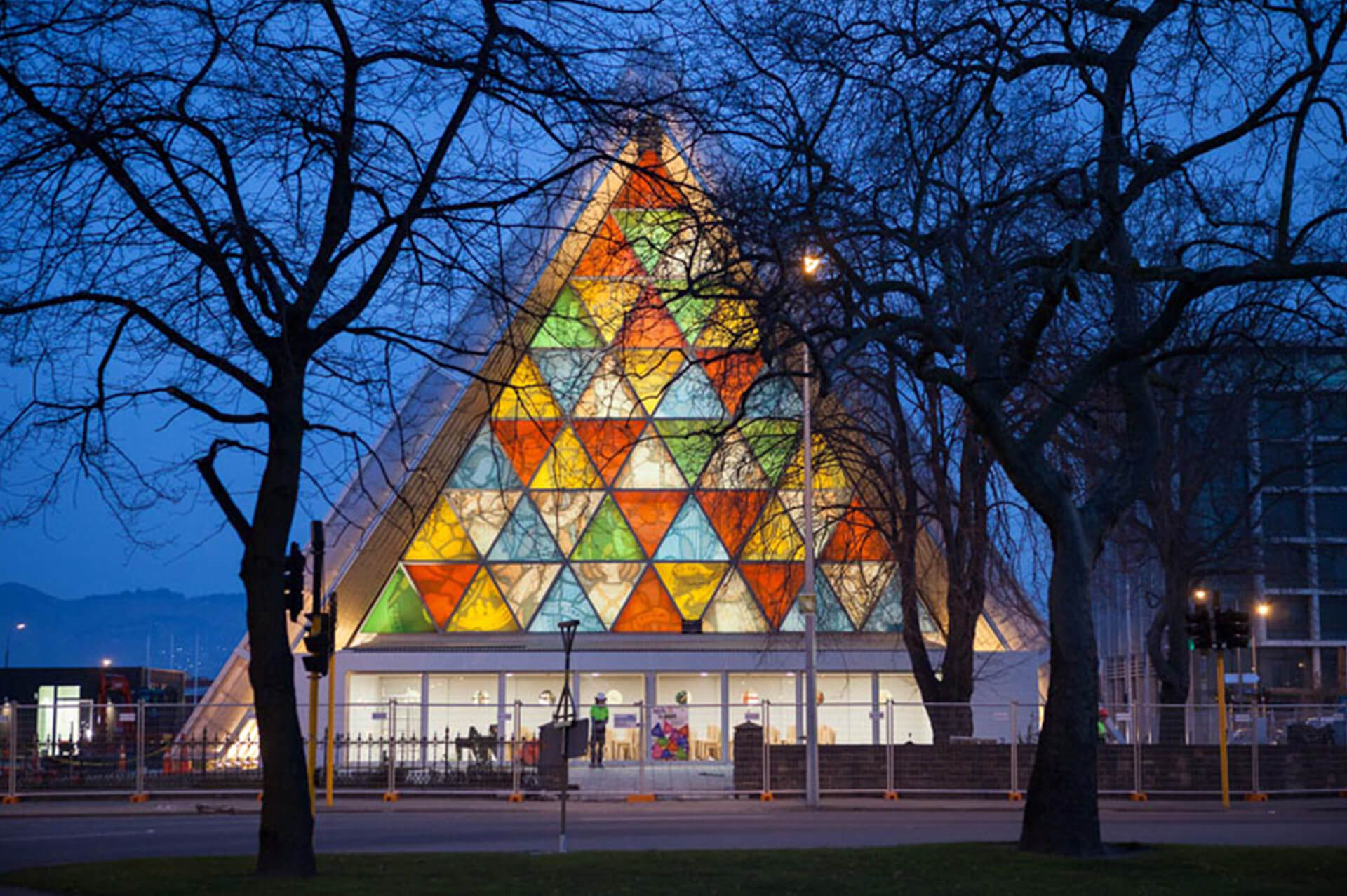 Catedral de cartón, en Nueva Zelanda. ©︎ Shigeru Ban Architects.