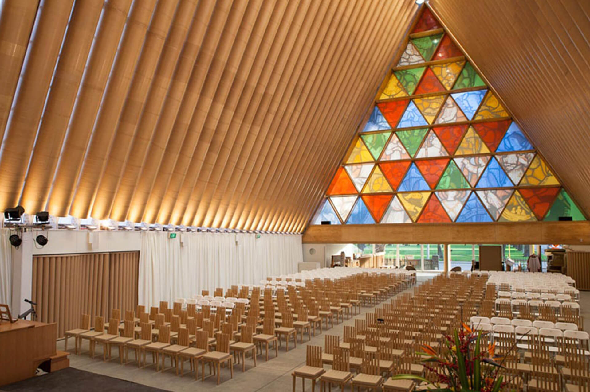 Catedral de cartón, en Nueva Zelanda. ©︎ Shigeru Ban Architects.